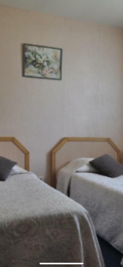 エセイサ Karina'S House Bed & Breakfast エクステリア 写真