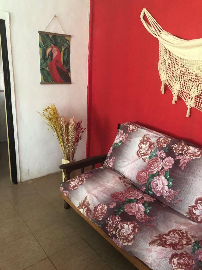 エセイサ Karina'S House Bed & Breakfast エクステリア 写真
